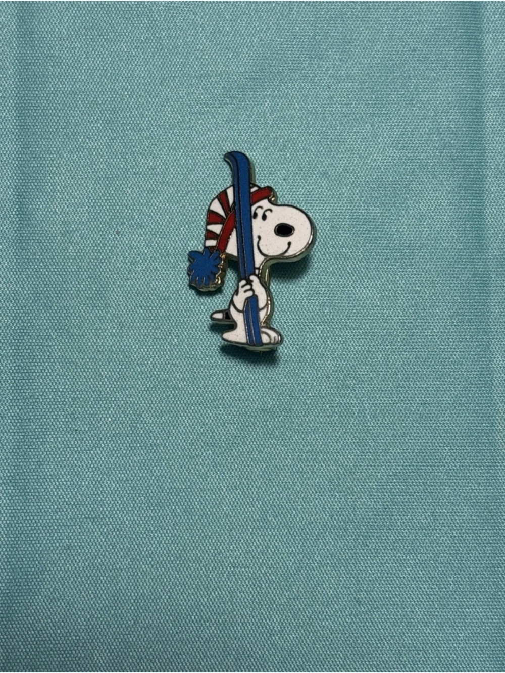 Snoopy Blue & White Enamel Pin - Peanuts Dog Design